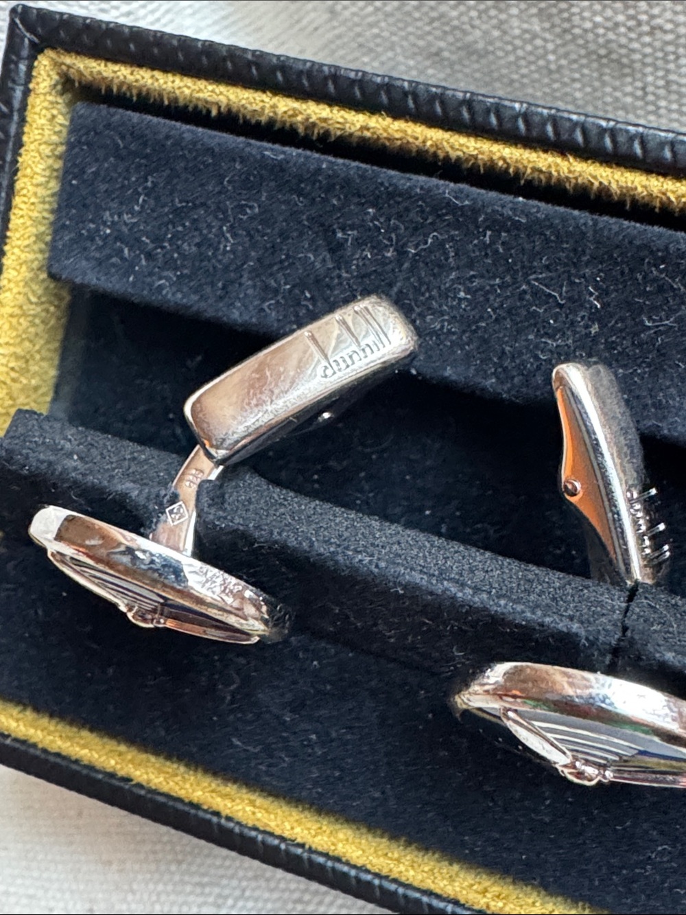 Cufflinks - Picture 2 of 6